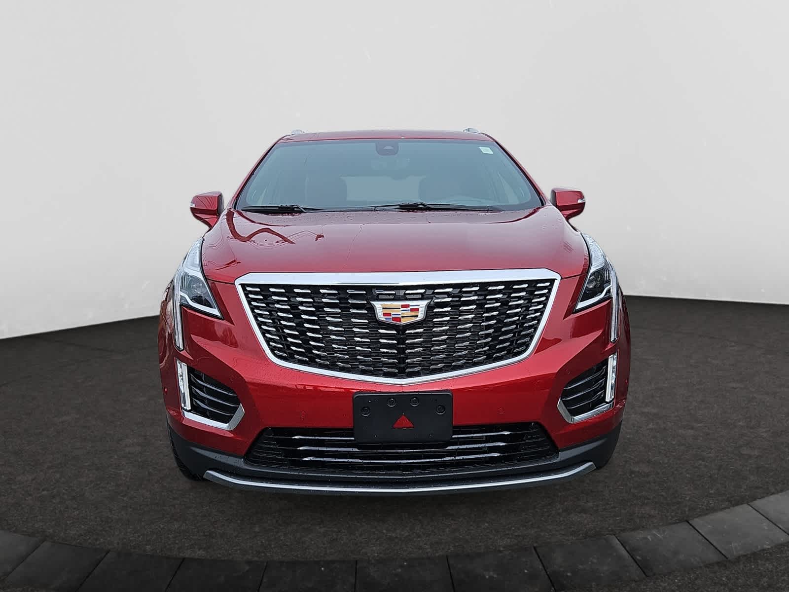 new 2025 Cadillac XT5 car, priced at $59,935