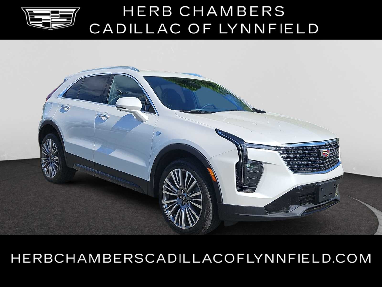 used 2025 Cadillac XT4 car, priced at $45,888