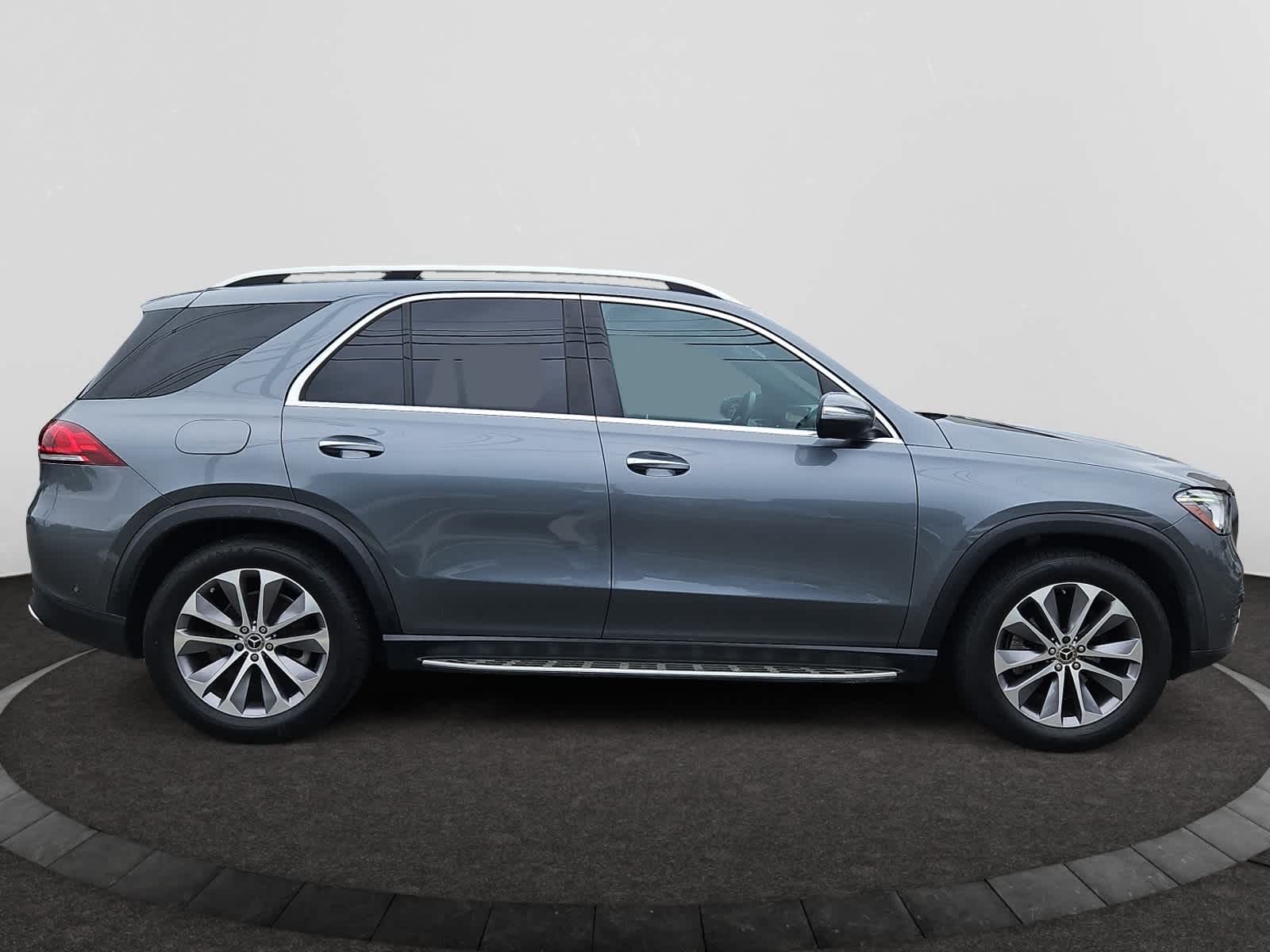 used 2022 Mercedes-Benz GLE car, priced at $48,998