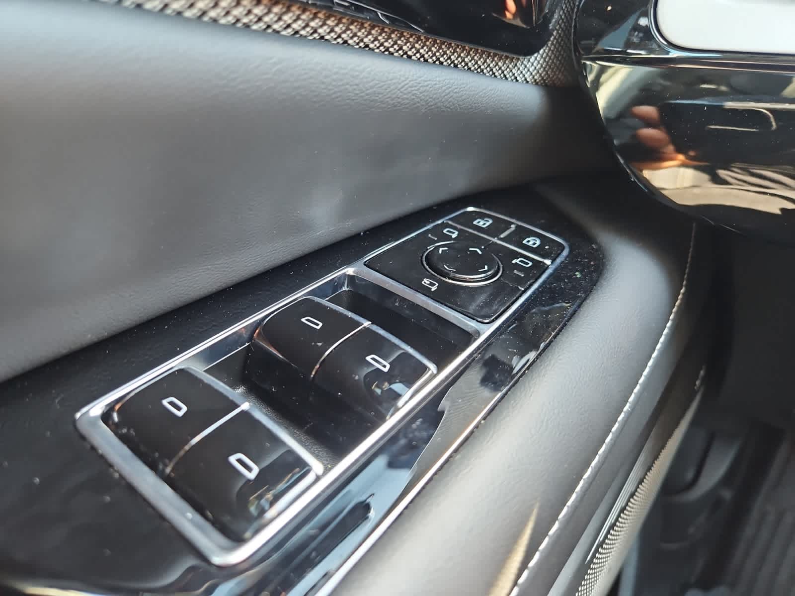 new 2025 Cadillac OPTIQ car, priced at $55,615