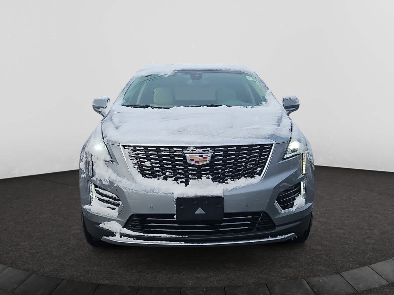 new 2025 Cadillac XT5 car, priced at $53,990