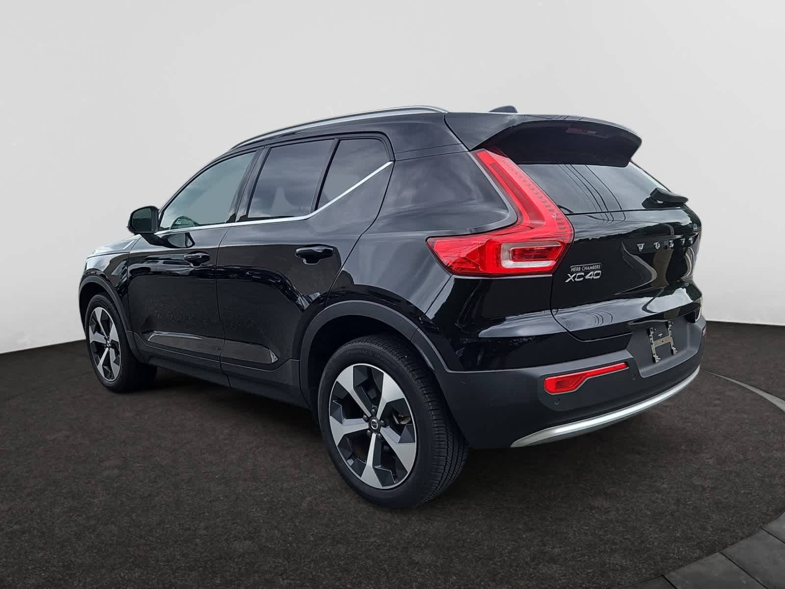 used 2025 Volvo XC40 car, priced at $36,898