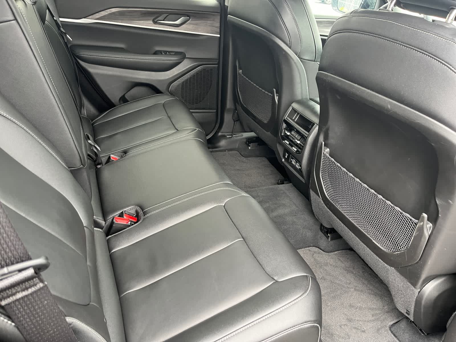 used 2023 Jeep Grand Cherokee car, priced at $36,468