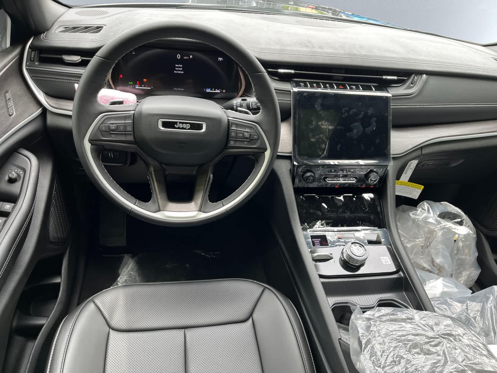 new 2025 Jeep Grand Cherokee car, priced at $52,935