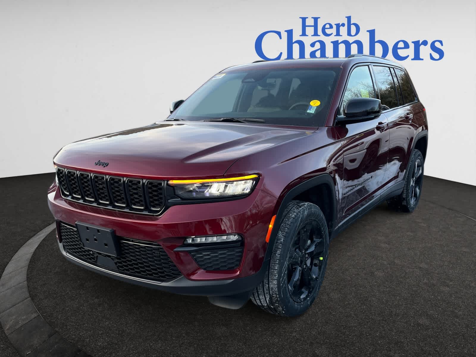 new 2025 Jeep Grand Cherokee car, priced at $52,535