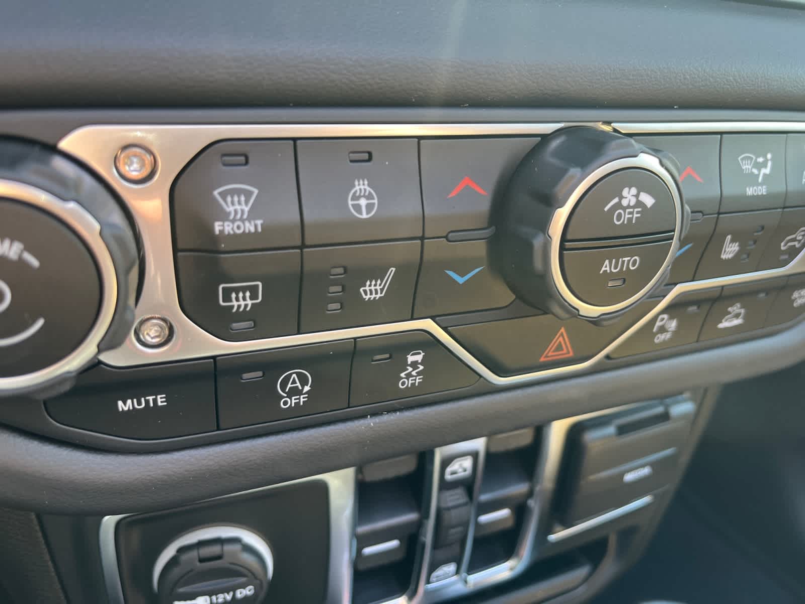 new 2025 Jeep Wrangler car, priced at $61,345