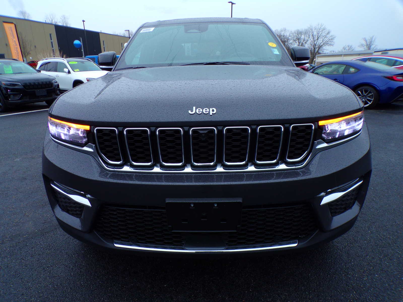 new 2024 Jeep Grand Cherokee car, priced at $58,135