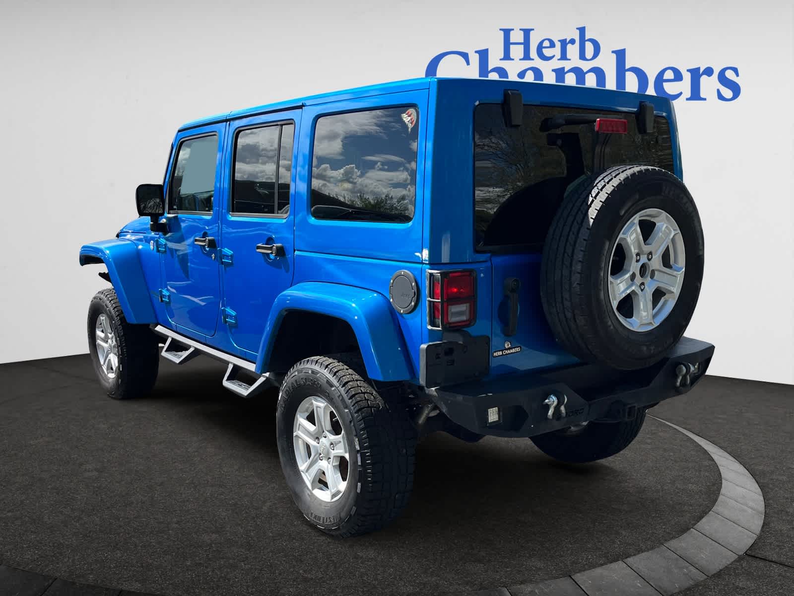 used 2015 Jeep Wrangler Unlimited car, priced at $19,868