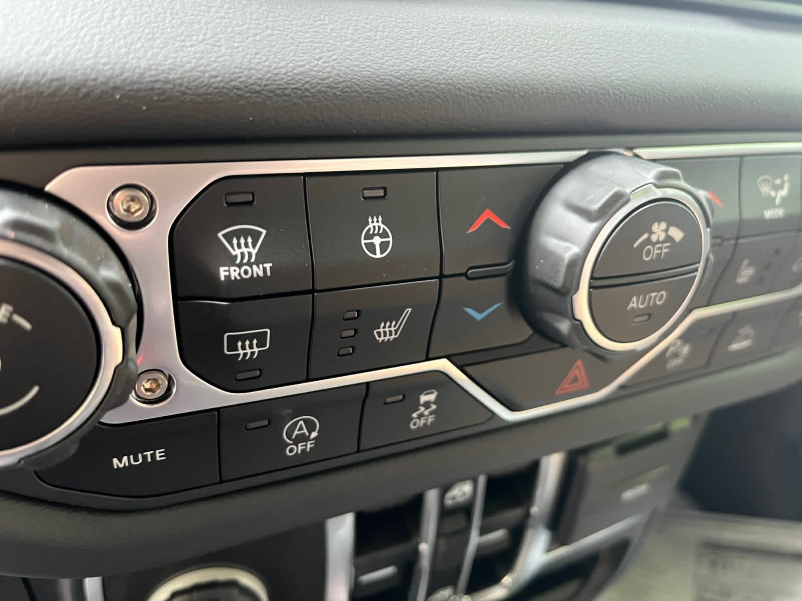 new 2025 Jeep Wrangler car, priced at $59,120