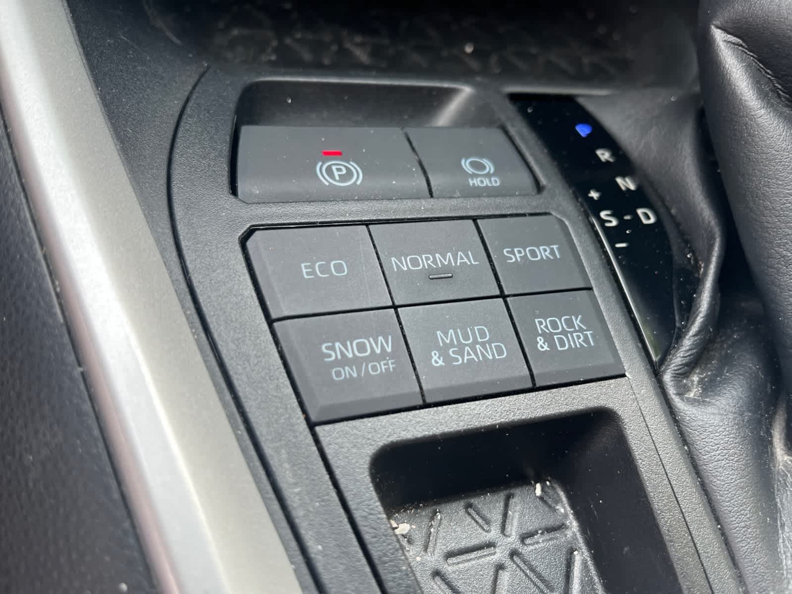 used 2020 Toyota RAV4 car, priced at $27,488