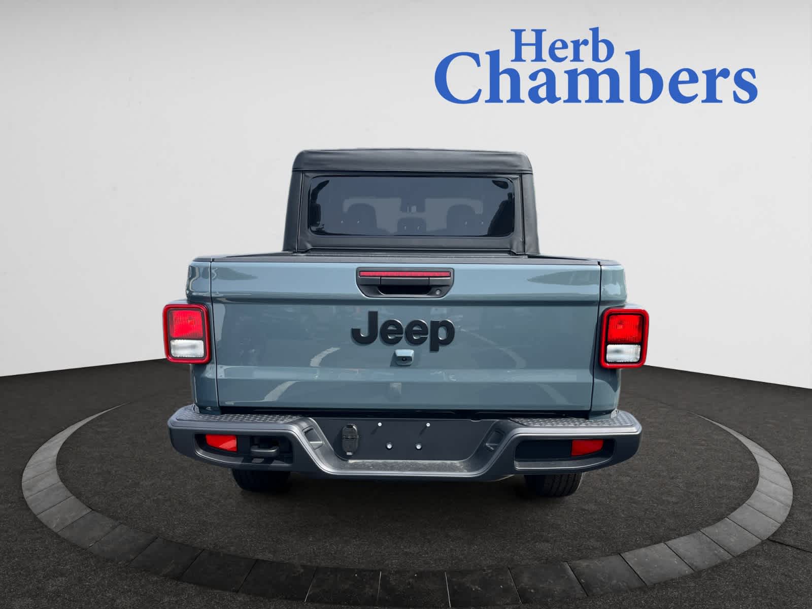 new 2025 Jeep Gladiator car, priced at $47,210