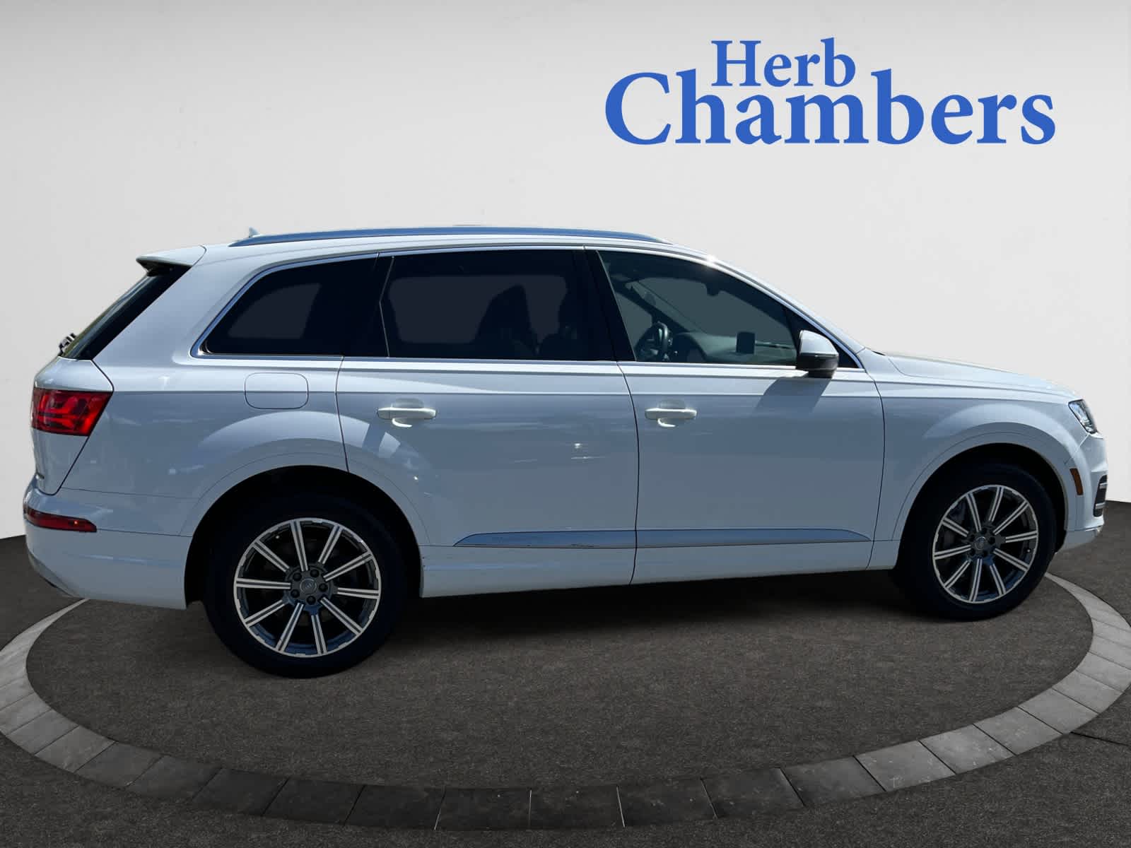 used 2019 Audi Q7 car, priced at $23,988