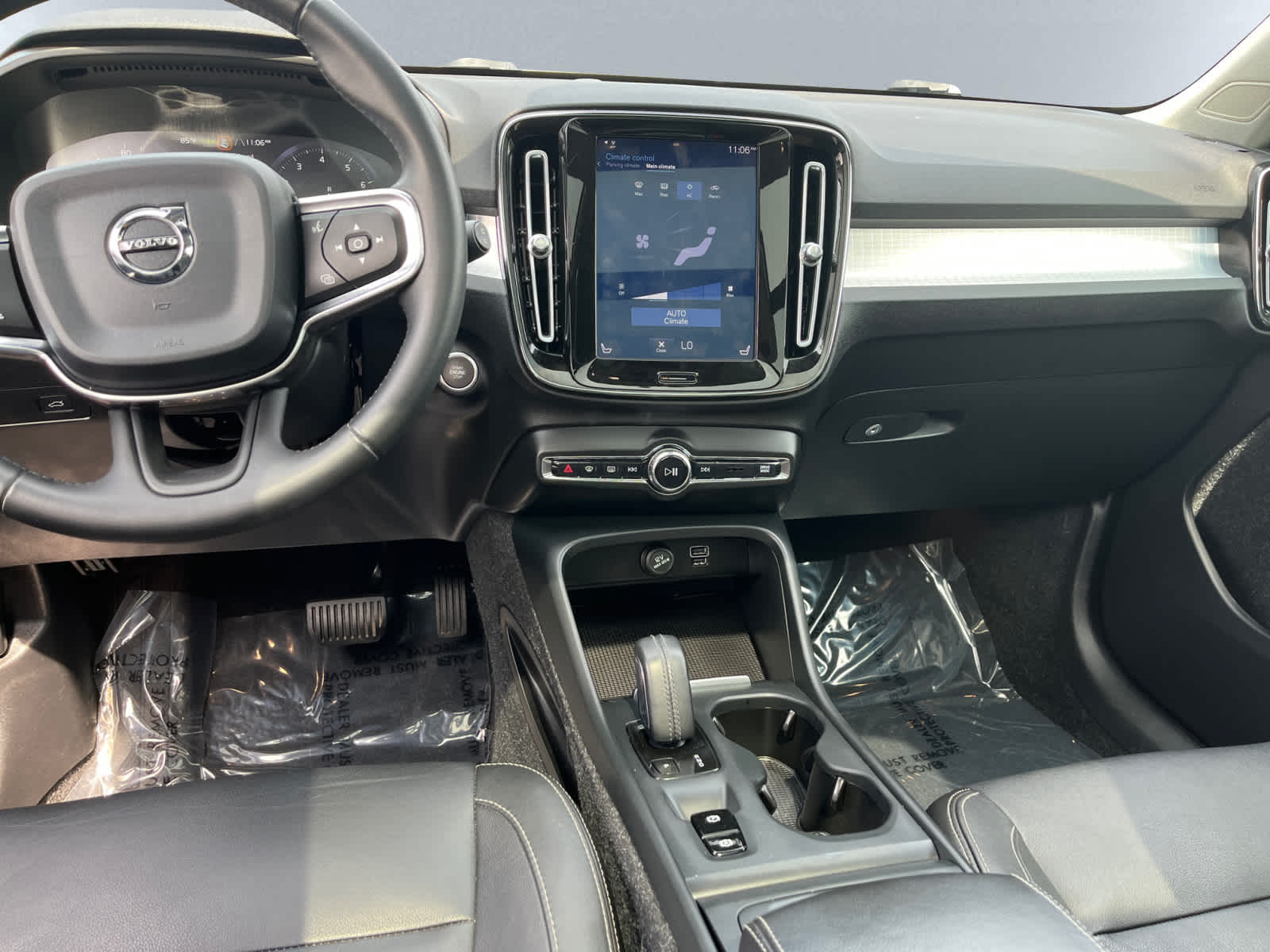 used 2019 Volvo XC40 car, priced at $19,788
