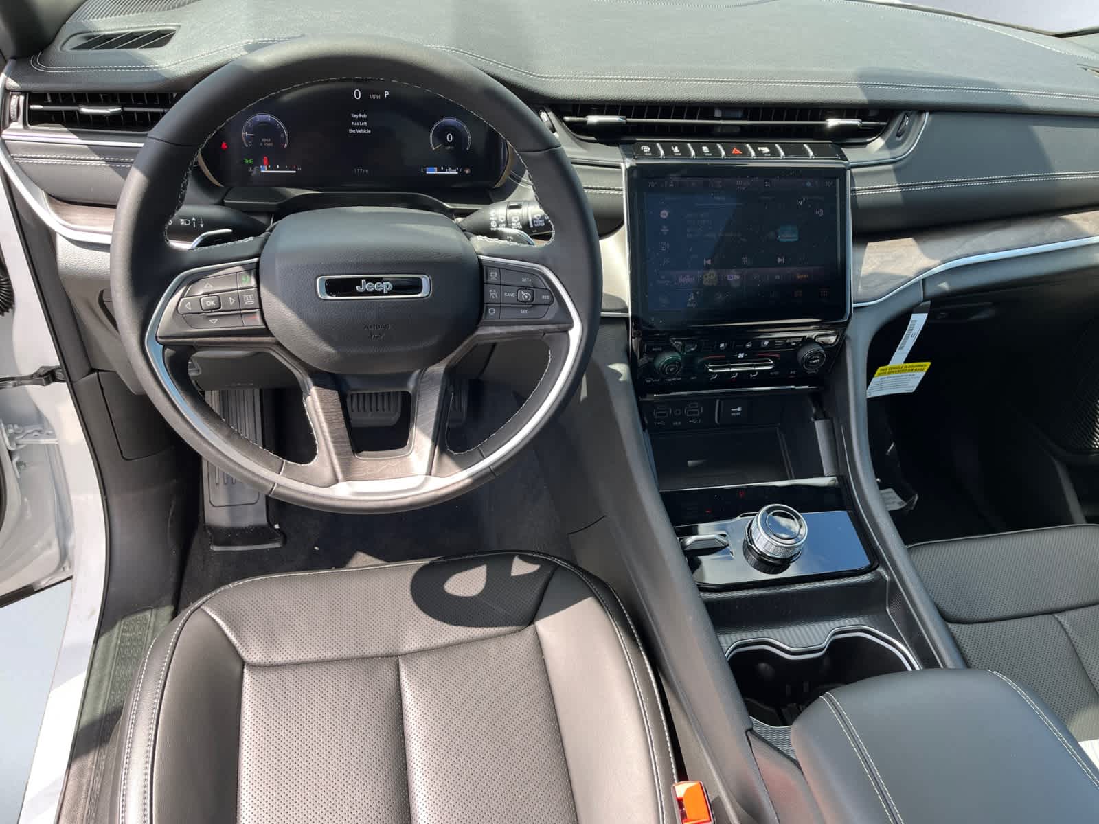 new 2025 Jeep Grand Cherokee car, priced at $55,065