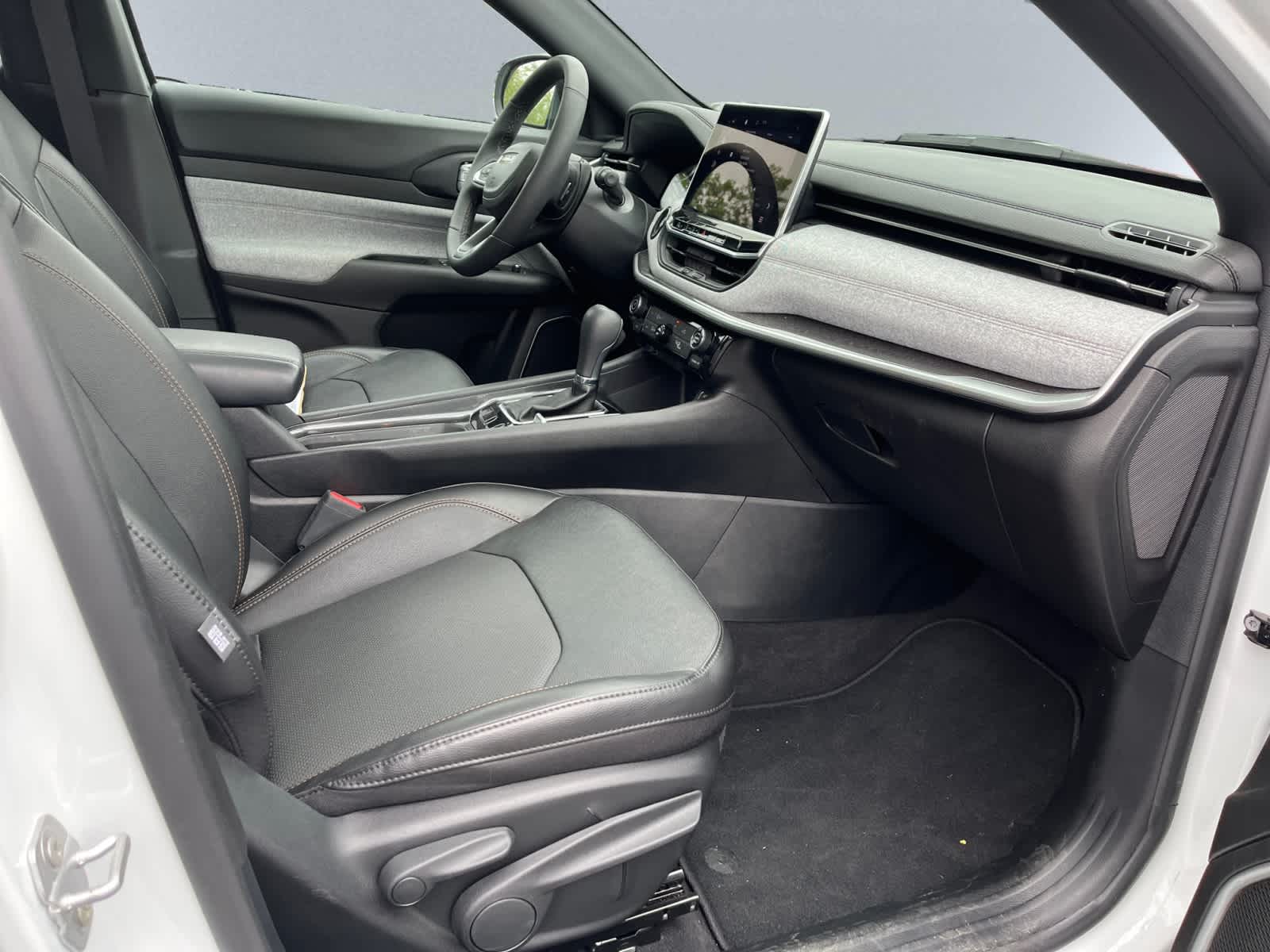 used 2023 Jeep Compass car, priced at $27,918