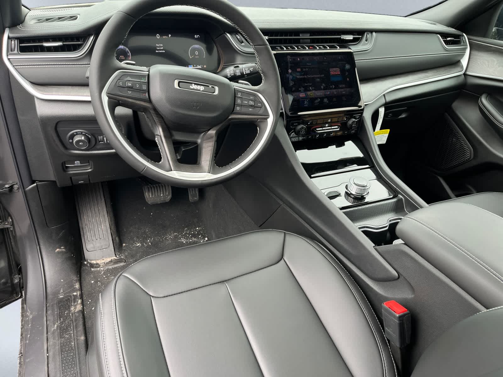 new 2025 Jeep Grand Cherokee car, priced at $52,960