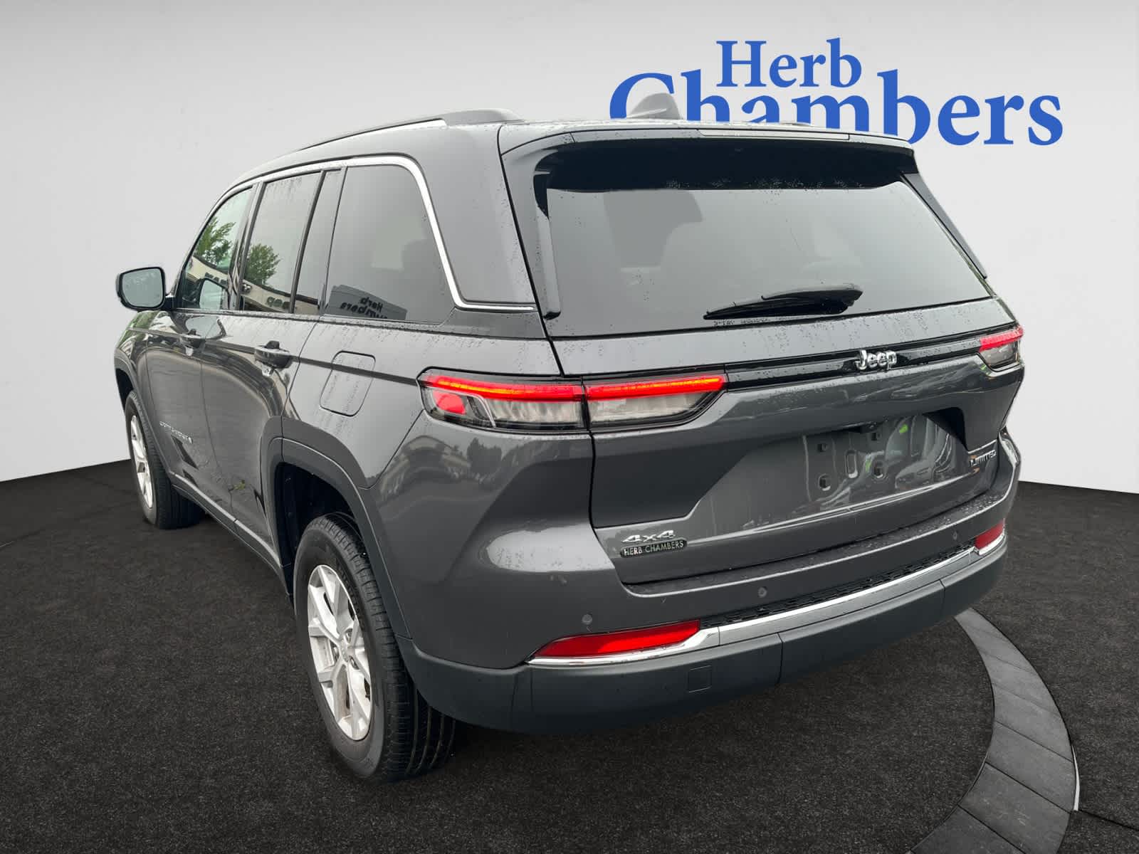 used 2023 Jeep Grand Cherokee car, priced at $36,468