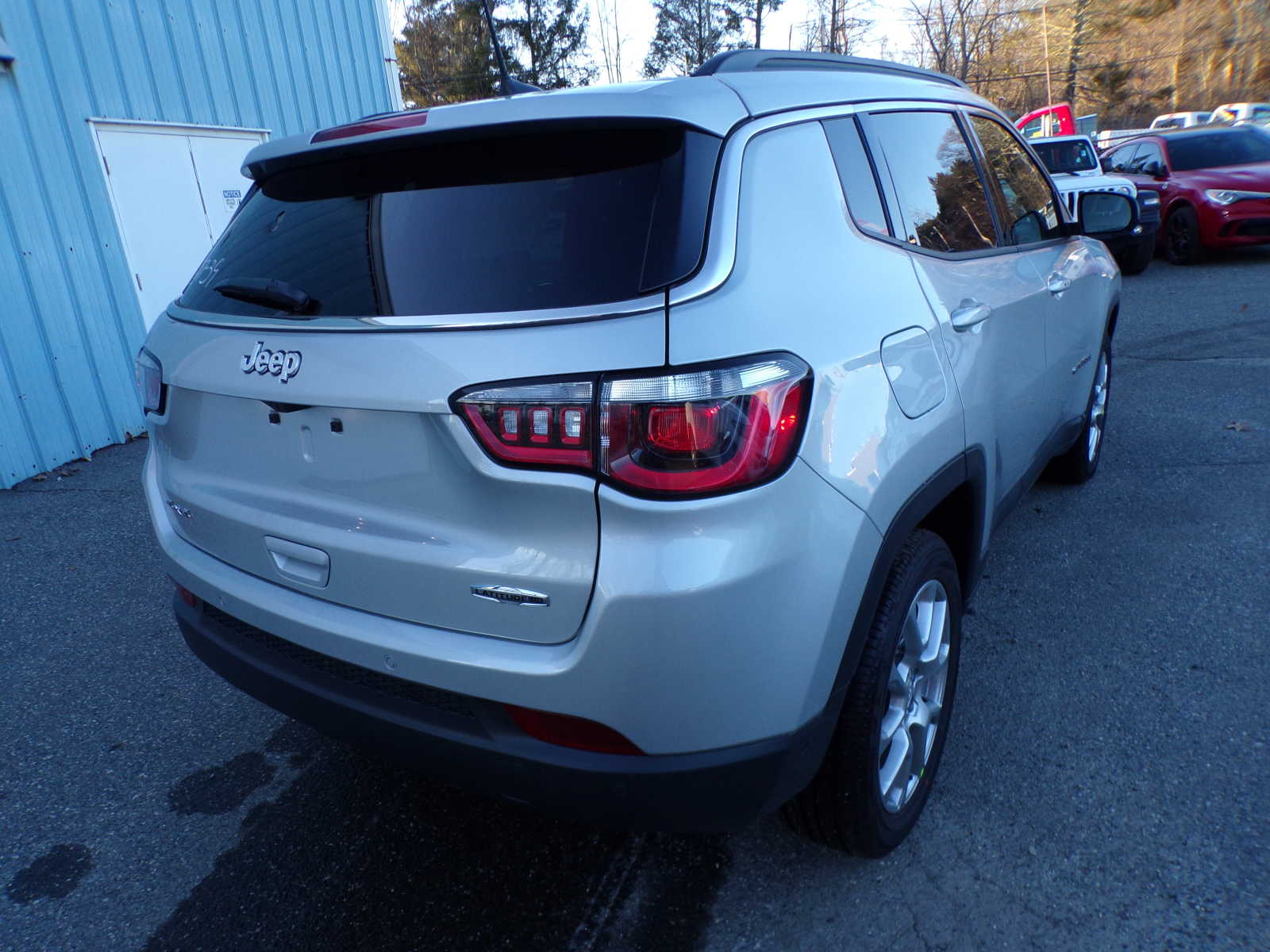 new 2024 Jeep Compass car, priced at $37,435