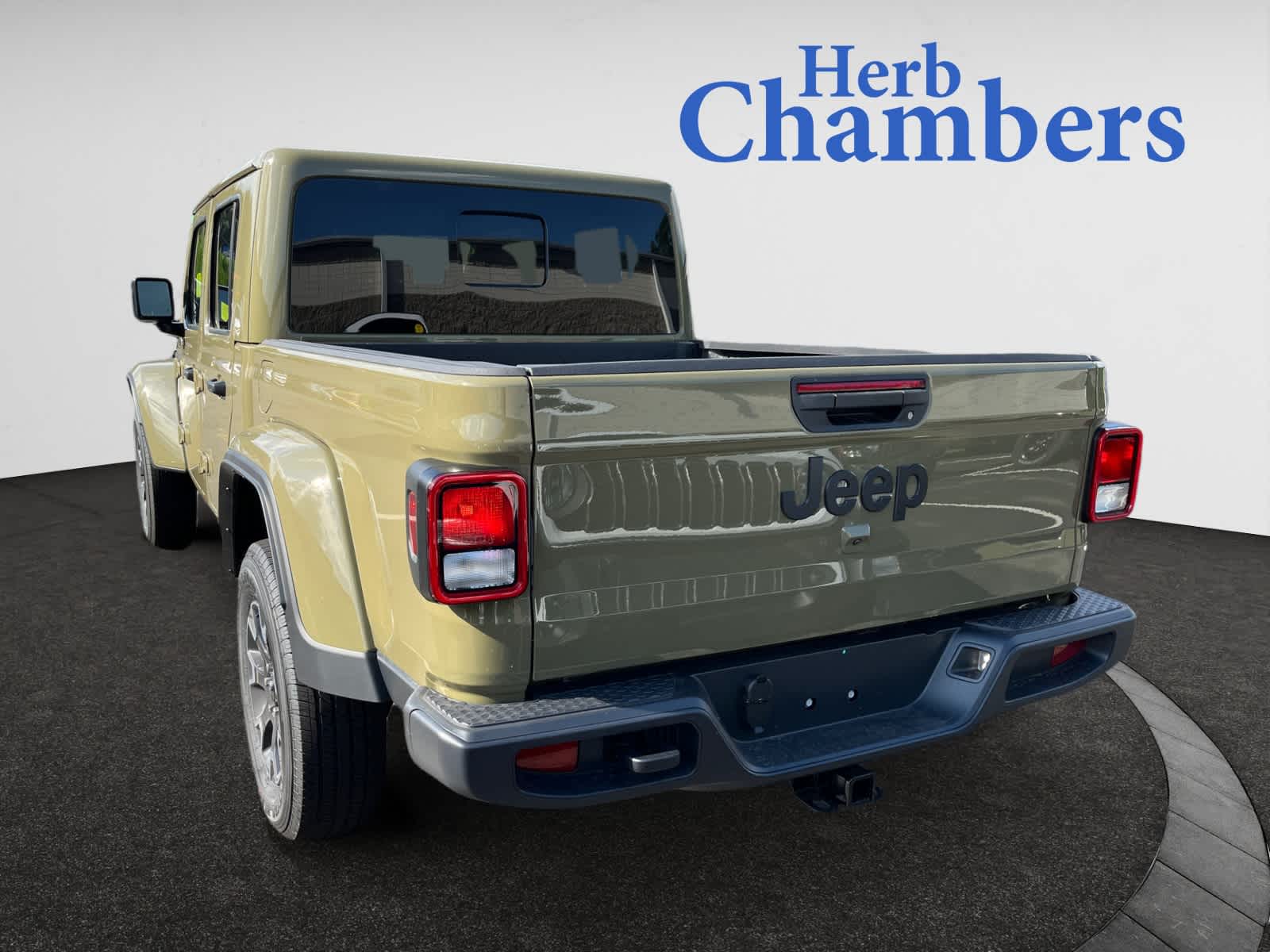 new 2025 Jeep Gladiator car, priced at $53,500