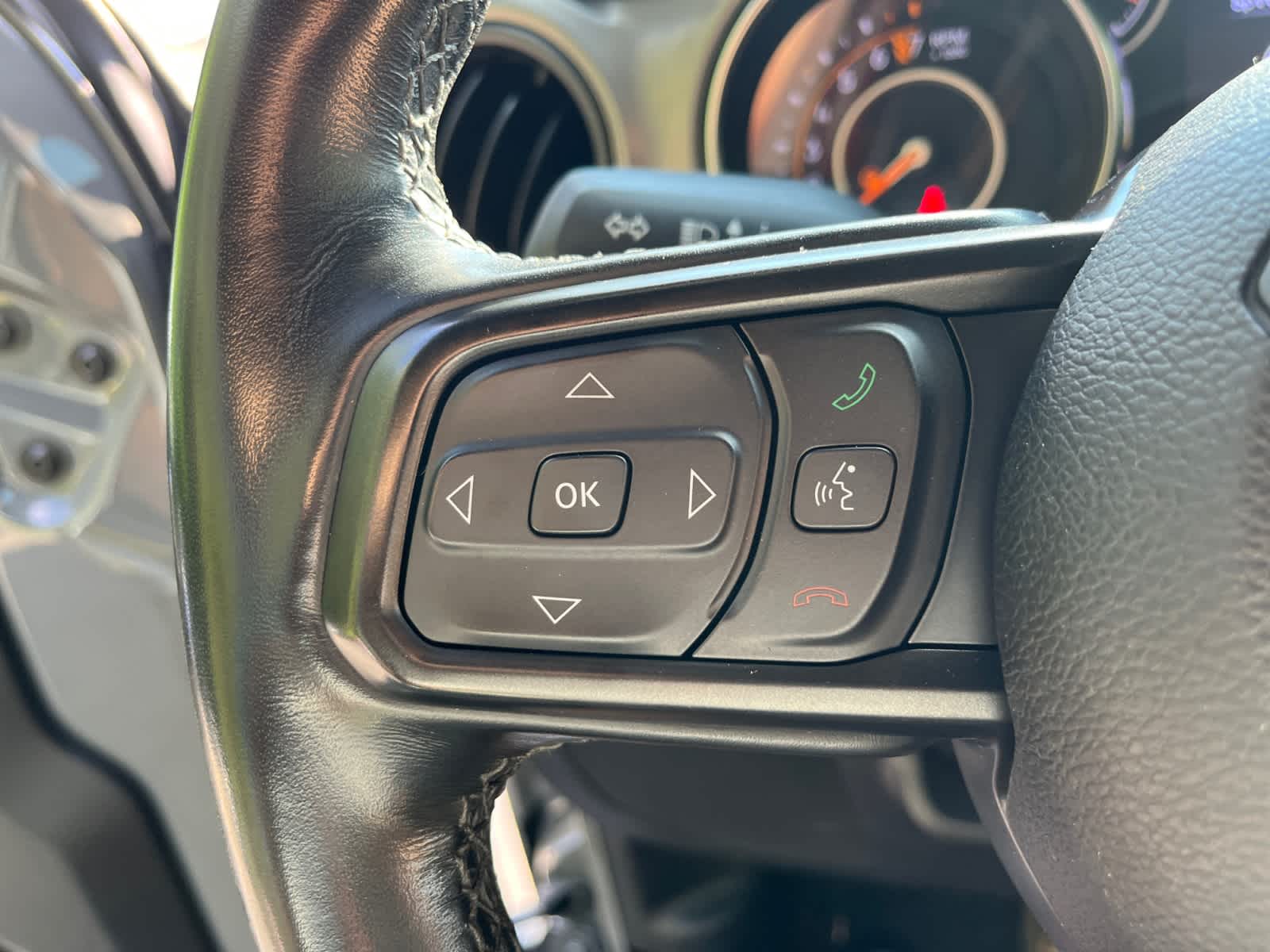 used 2021 Jeep Gladiator car, priced at $27,188