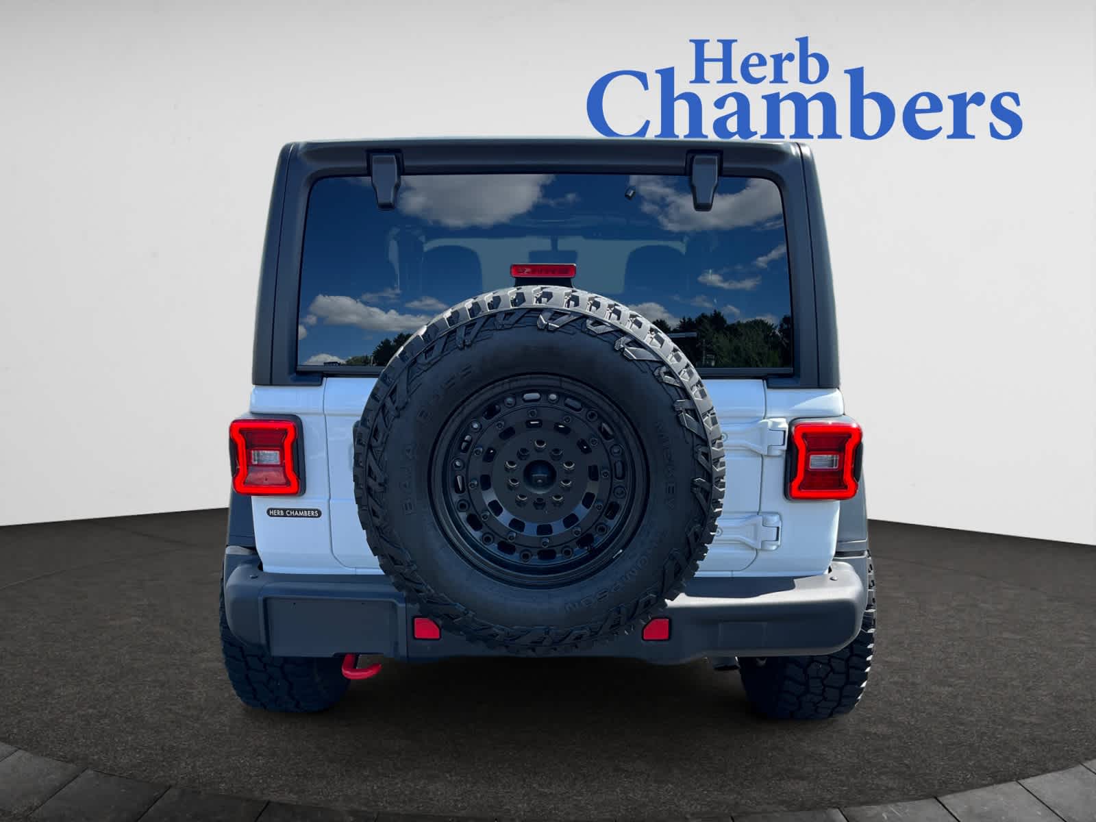 used 2022 Jeep Wrangler car, priced at $35,488
