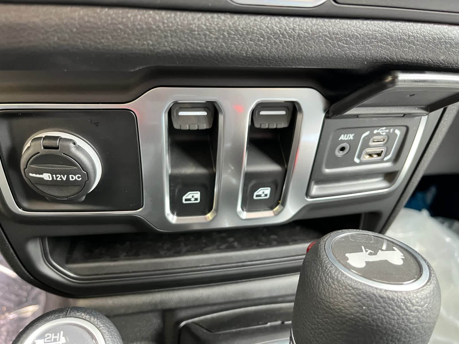 new 2025 Jeep Wrangler car, priced at $44,745