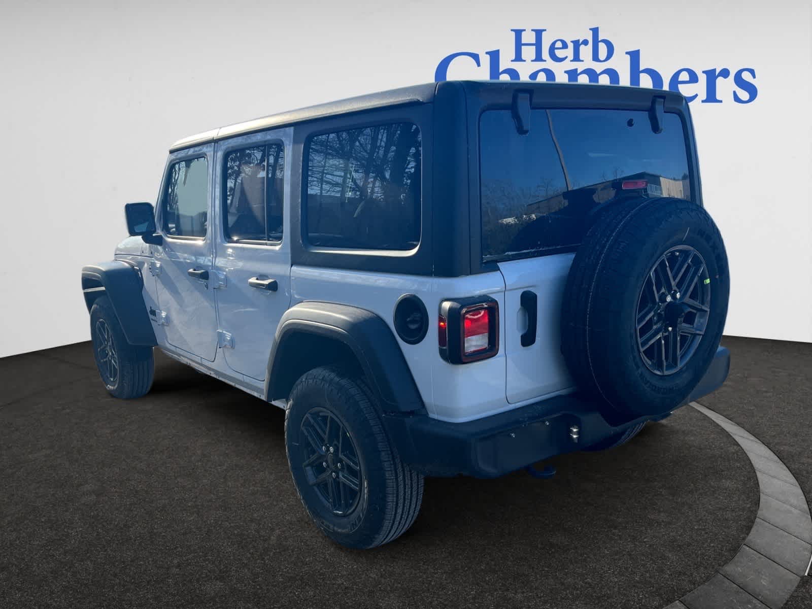 new 2025 Jeep Wrangler car, priced at $48,650