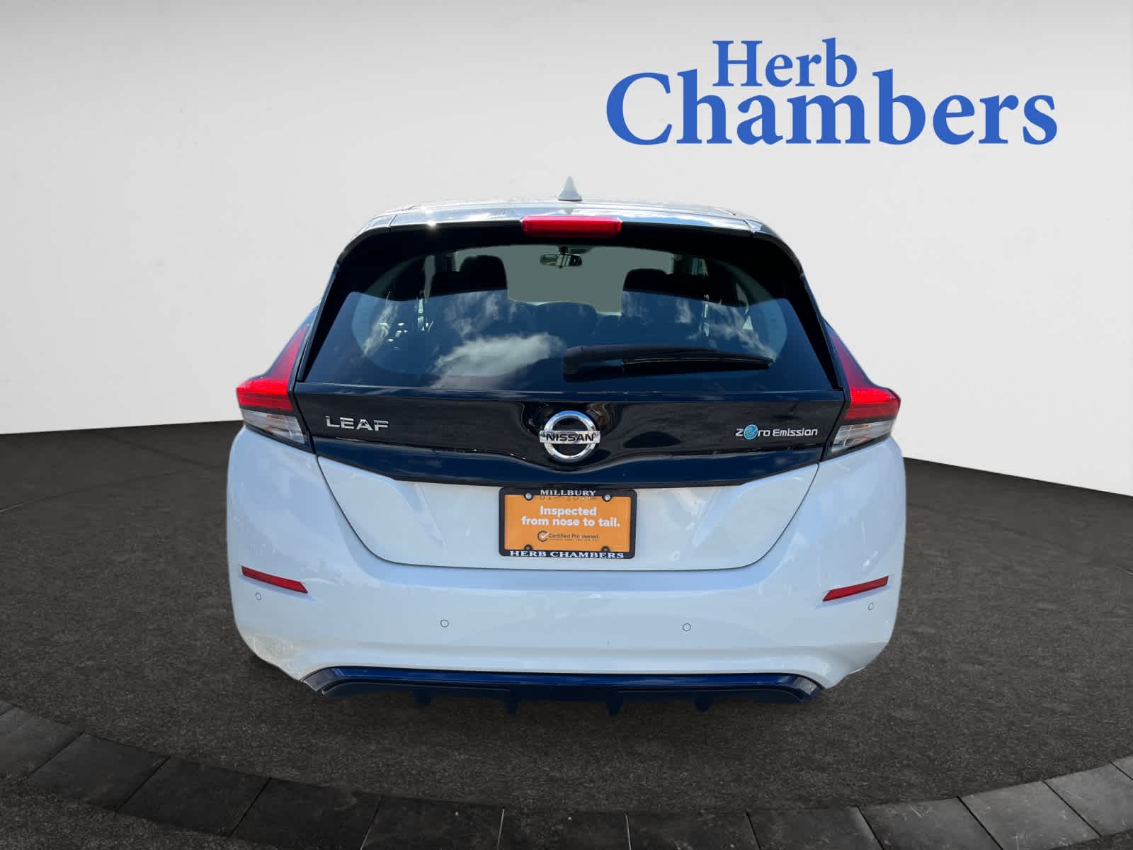 used 2021 Nissan Leaf car, priced at $13,998