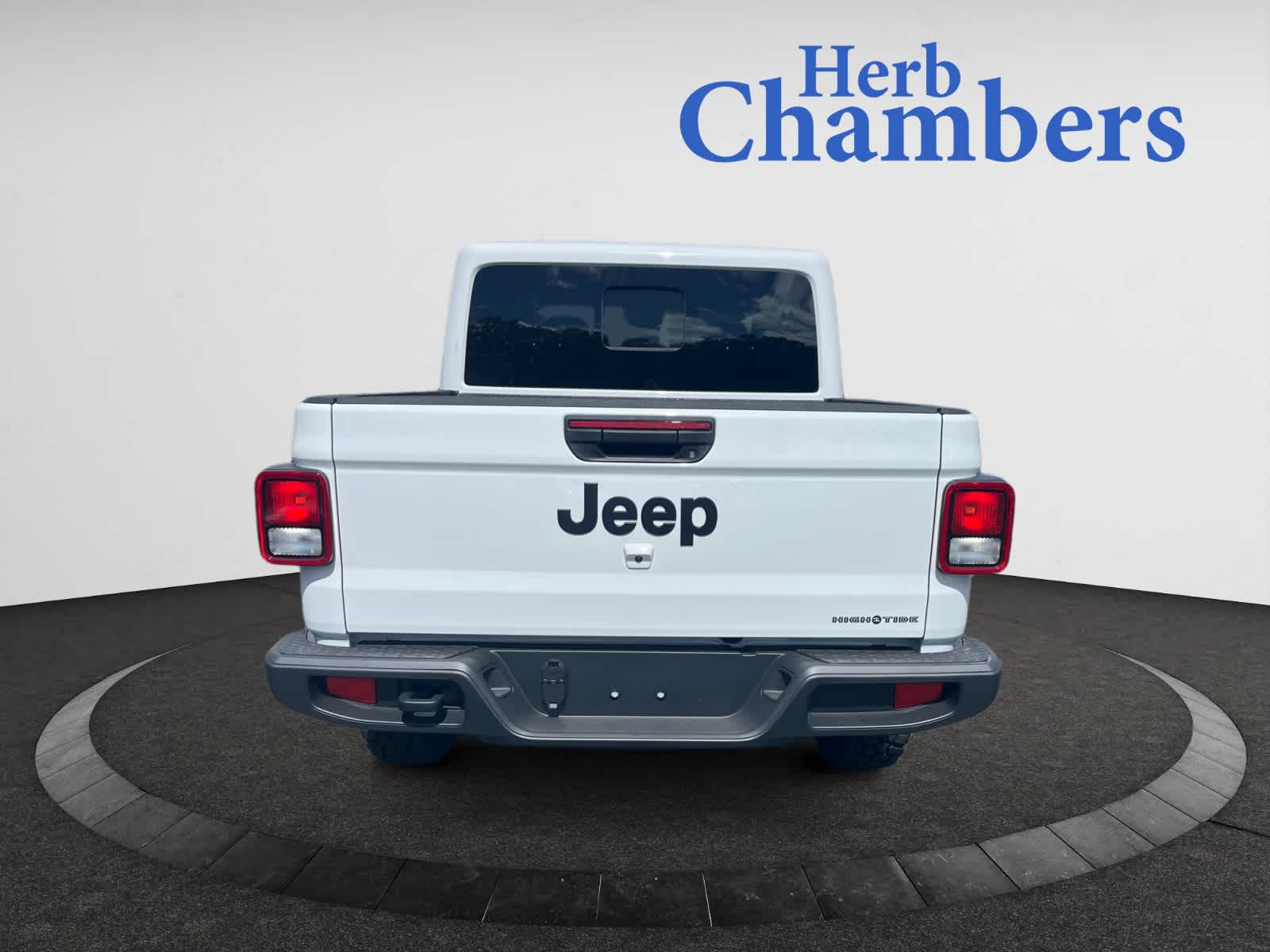 new 2025 Jeep Gladiator car, priced at $48,815