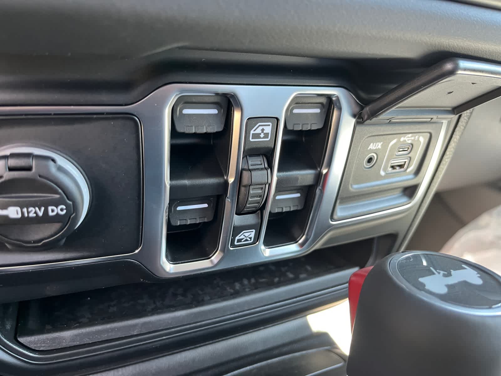 new 2025 Jeep Wrangler car, priced at $57,120