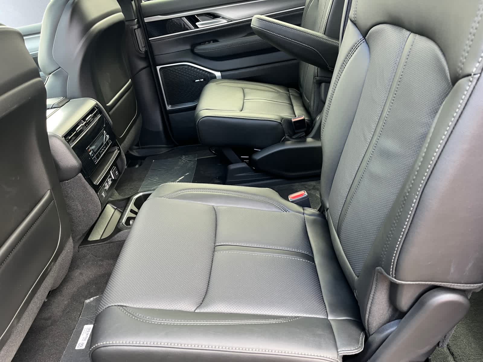 new 2025 Jeep Wagoneer car, priced at $80,675