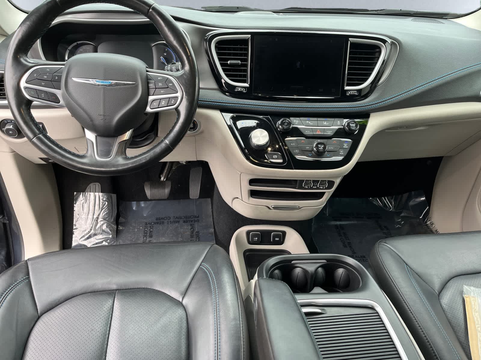 used 2021 Chrysler Pacifica car, priced at $24,998