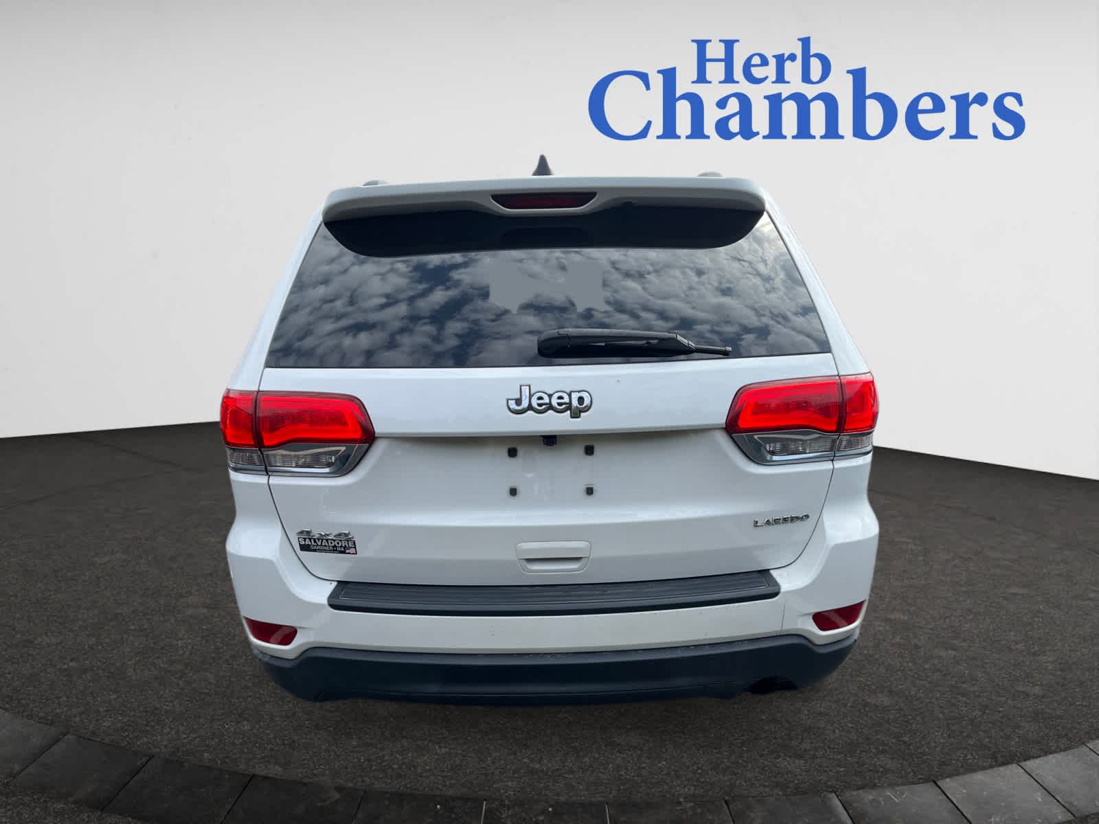 used 2015 Jeep Grand Cherokee car, priced at $9,988