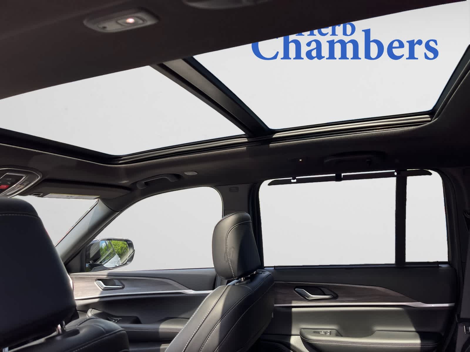 new 2025 Jeep Grand Cherokee car, priced at $55,065