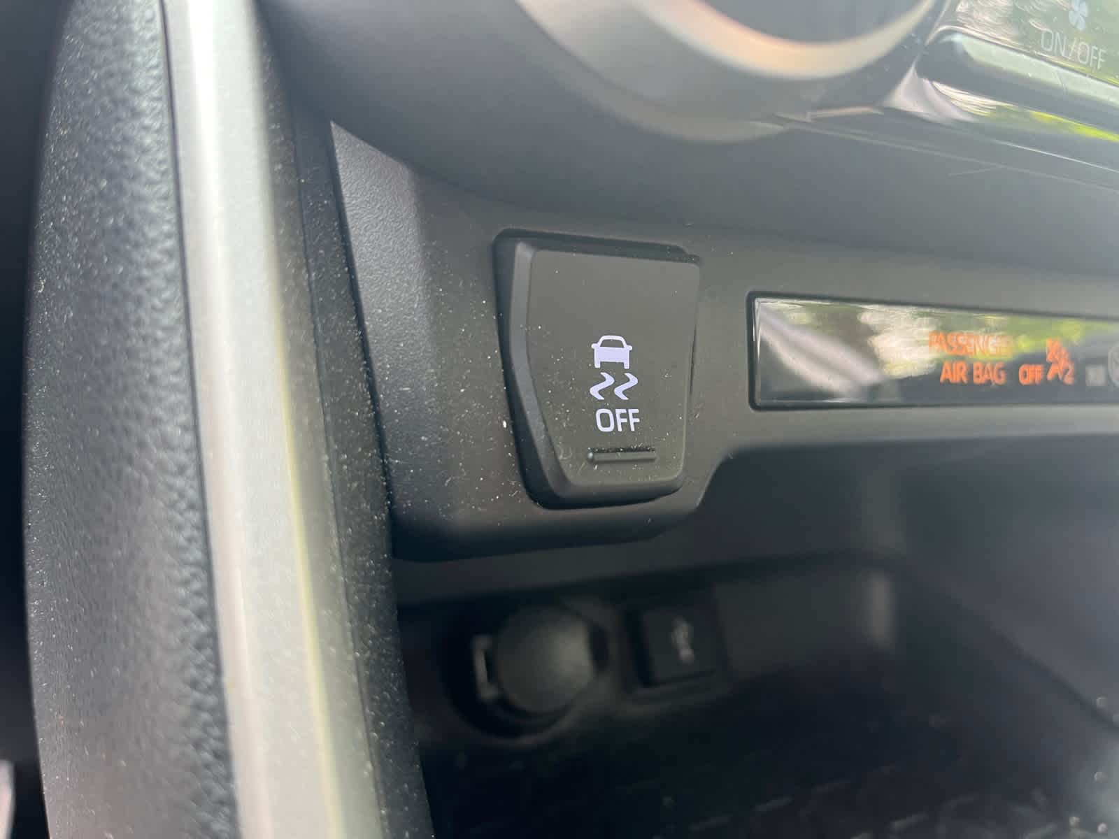 used 2020 Toyota RAV4 car, priced at $27,488