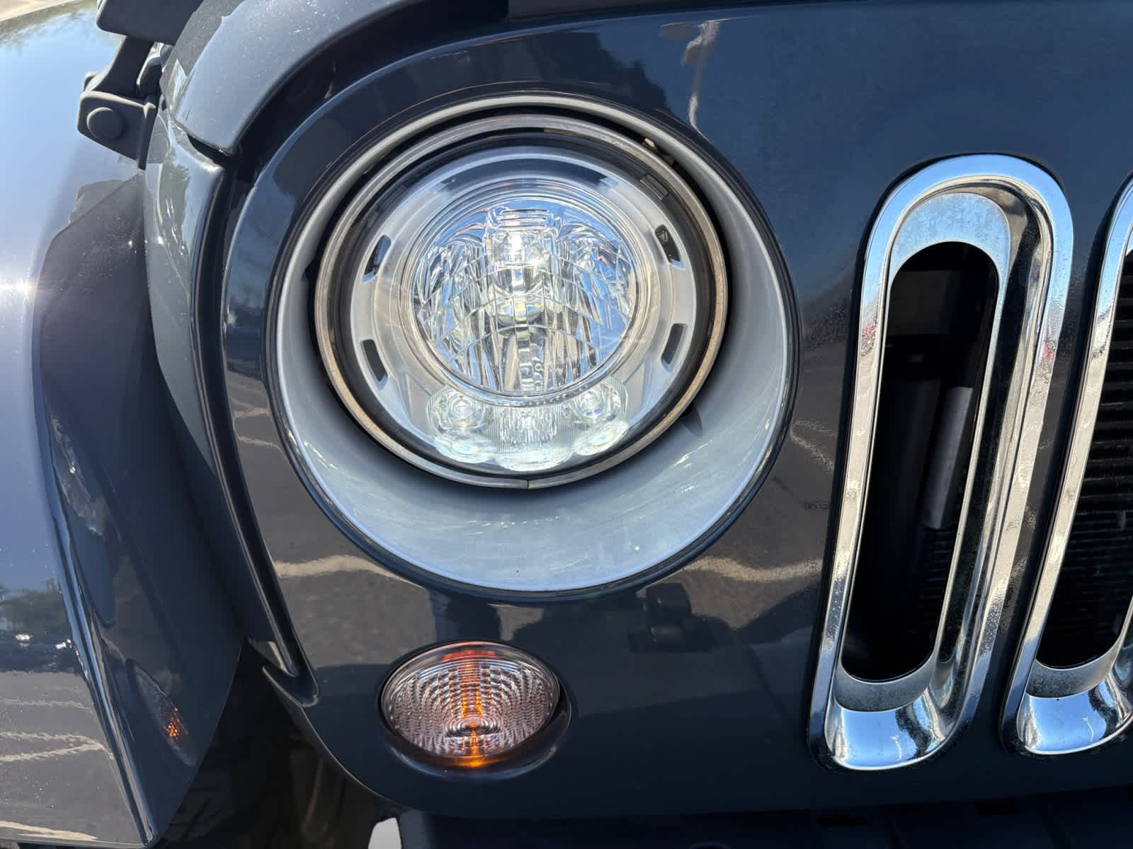 used 2018 Jeep Wrangler Unlimited car, priced at $24,448