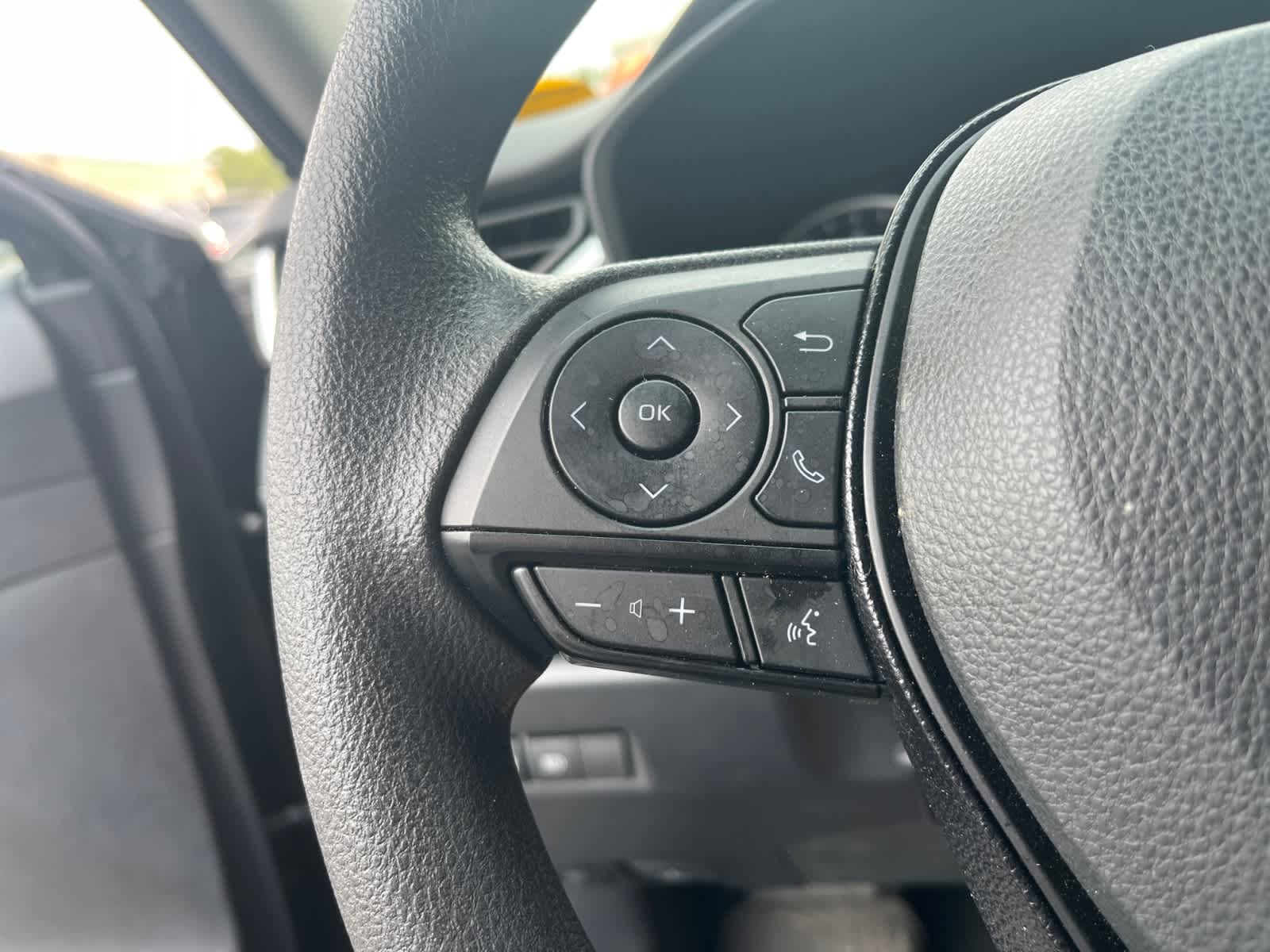 used 2020 Toyota RAV4 car, priced at $27,488