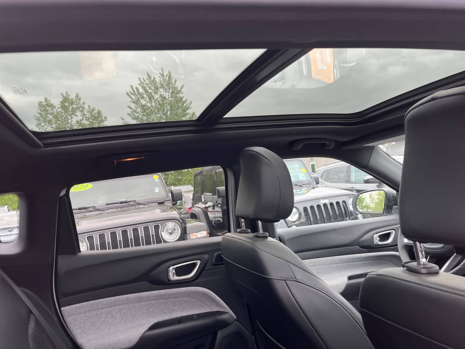 used 2023 Jeep Compass car, priced at $27,918