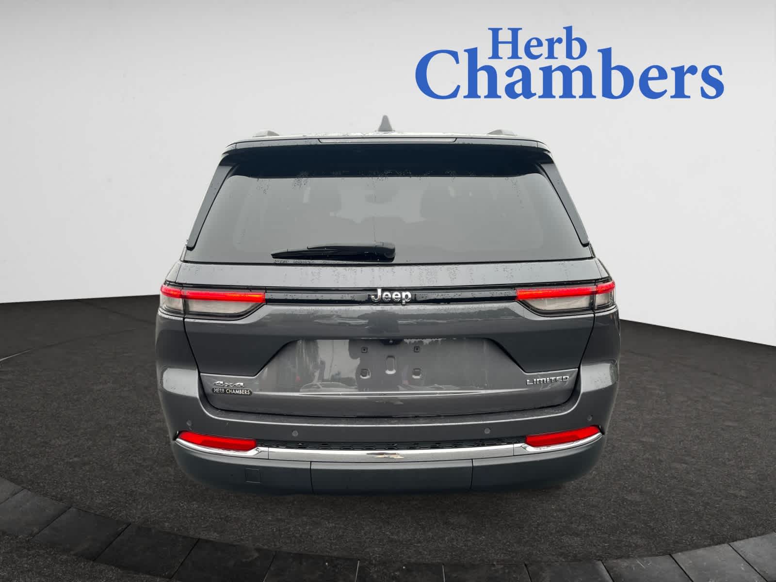 used 2023 Jeep Grand Cherokee car, priced at $36,468