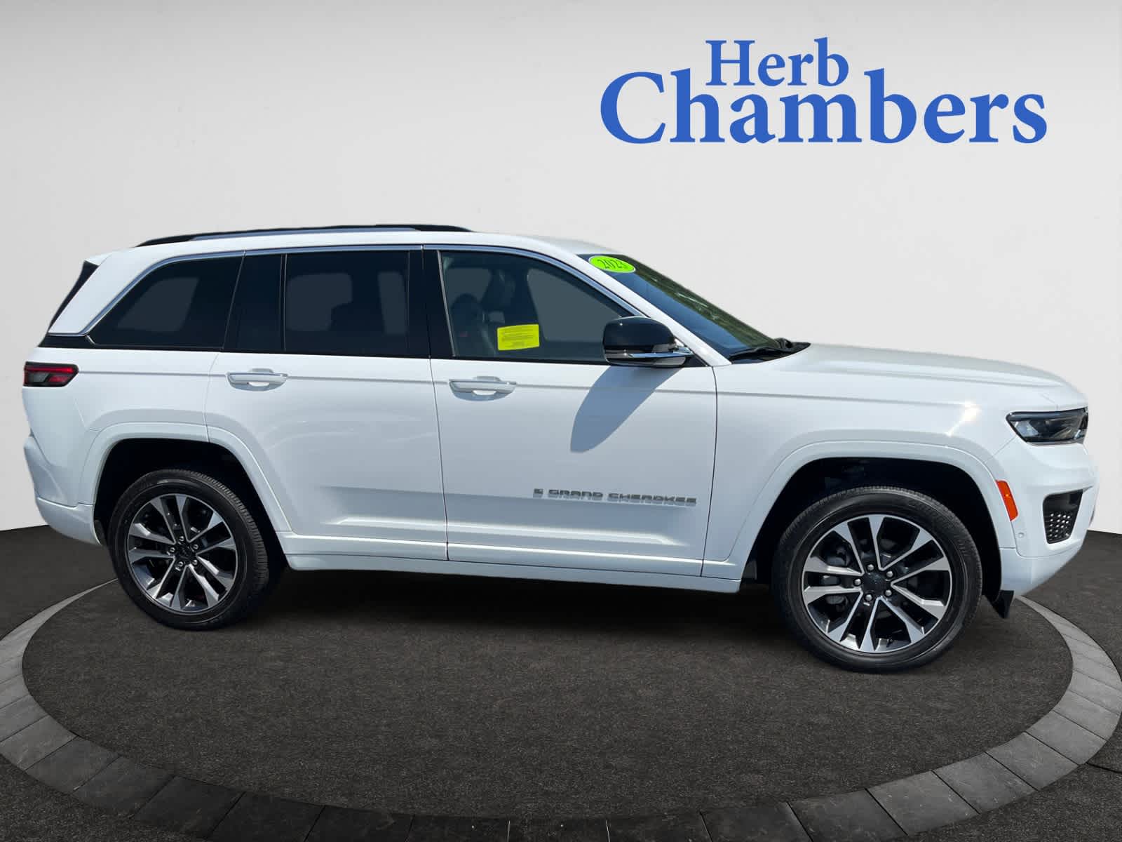 used 2023 Jeep Grand Cherokee car, priced at $41,538