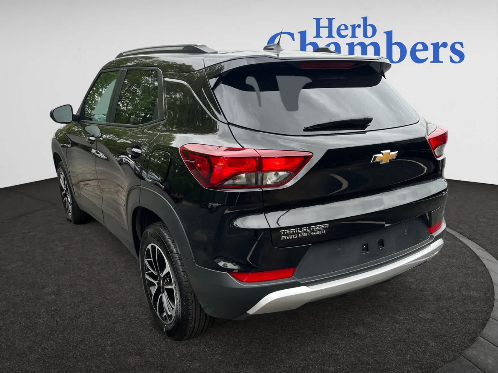 used 2024 Chevrolet TrailBlazer car, priced at $28,898