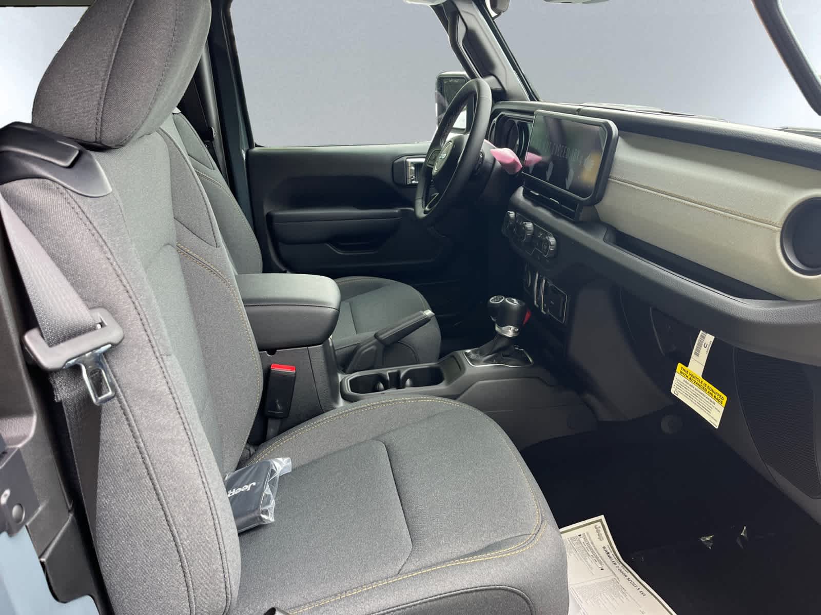 new 2025 Jeep Wrangler car, priced at $44,745