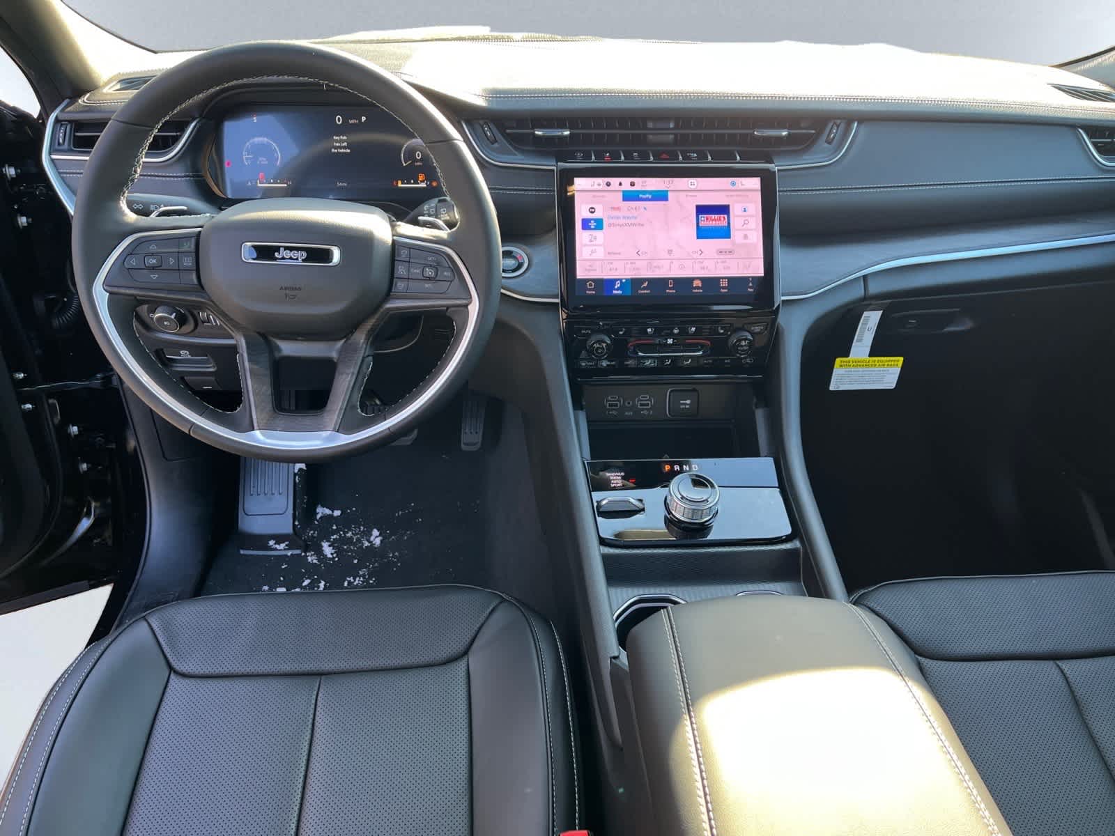 new 2025 Jeep Grand Cherokee car, priced at $55,460