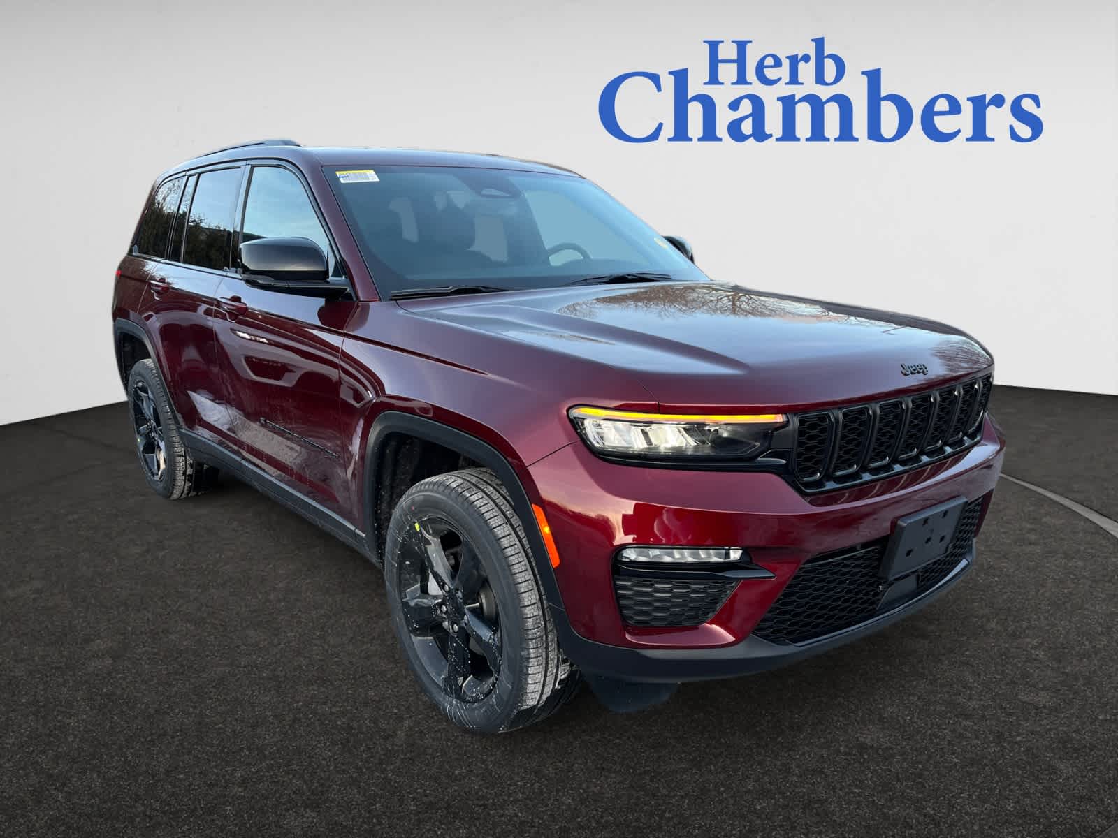 new 2025 Jeep Grand Cherokee car, priced at $52,535