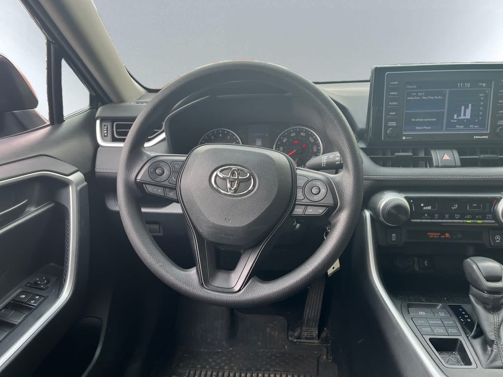 used 2020 Toyota RAV4 car, priced at $27,488