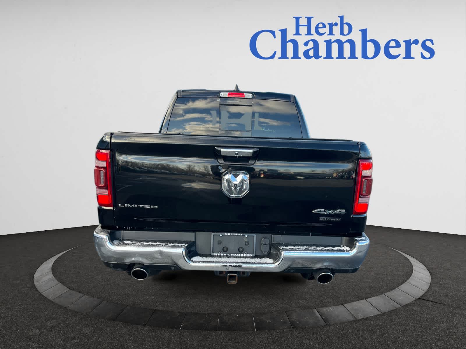 used 2021 Ram 1500 car, priced at $38,998