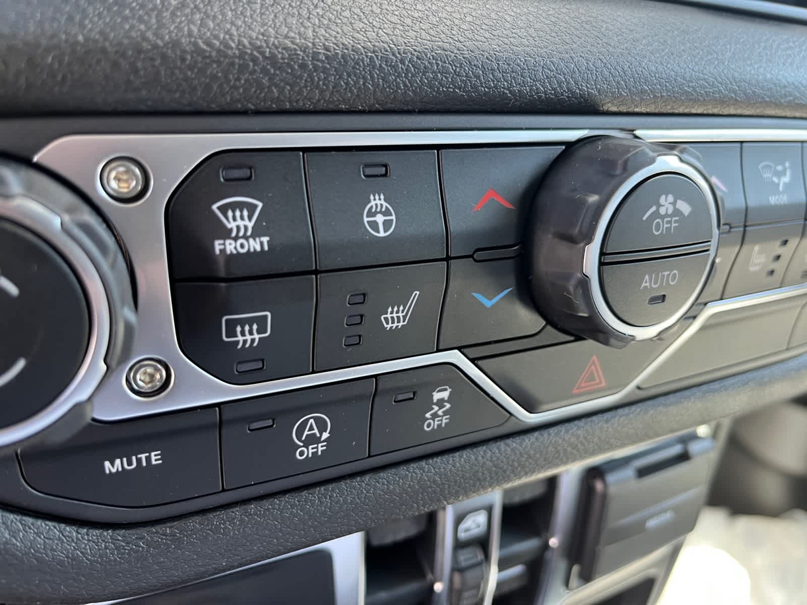 new 2025 Jeep Wrangler car, priced at $51,345