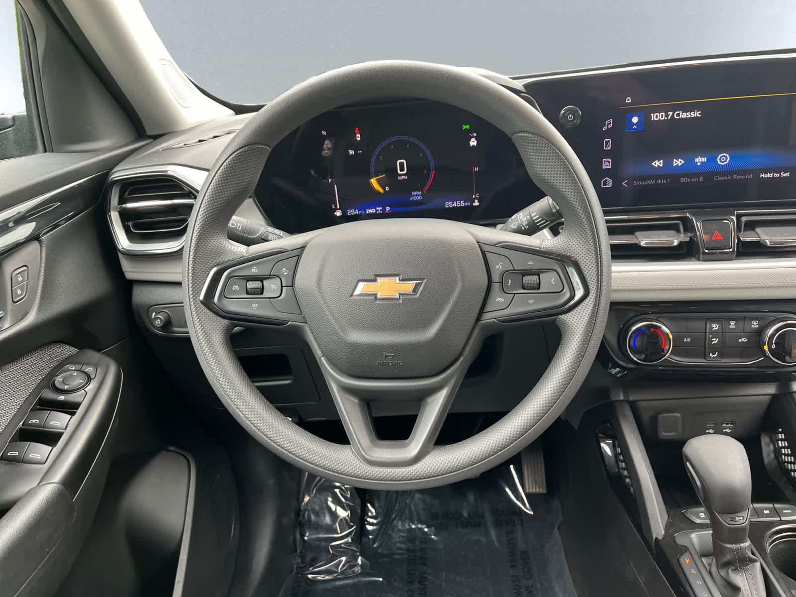 used 2024 Chevrolet TrailBlazer car, priced at $28,898