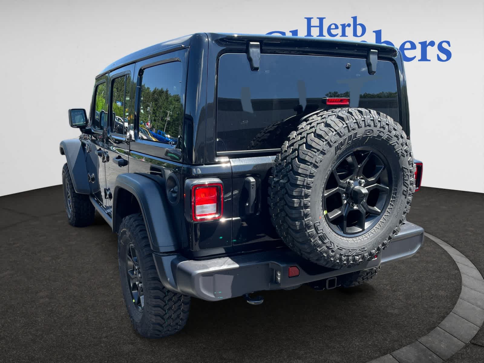 new 2025 Jeep Wrangler car, priced at $55,275