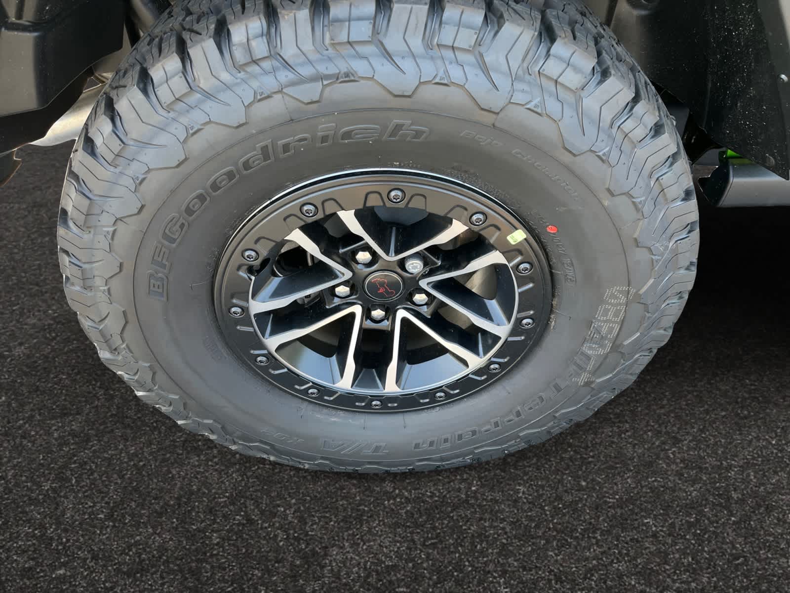 new 2025 Jeep Wrangler car, priced at $60,995